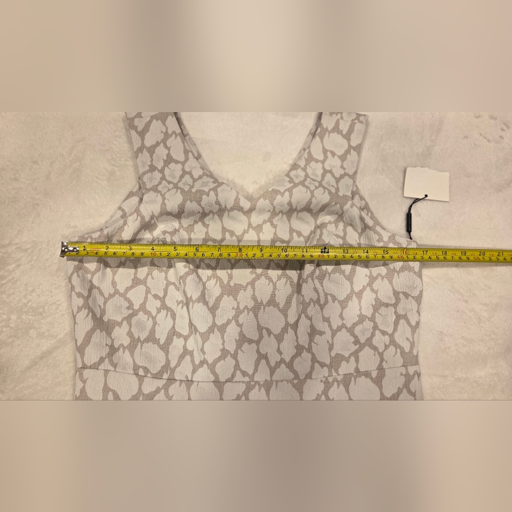 Calvin Klein Sleeveless V-Neck A-Line Dress in Light Beige Pattern Size 6 - Picture 12 of 16